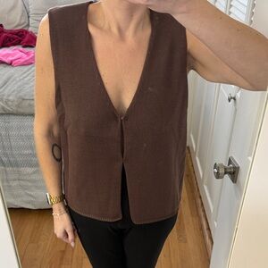 Amazon Brown Knit V-Neck Tank Top